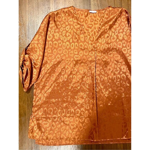 JODIFL Tops - JODIFL Metallic Copper Brown Leopard Print Satin Top - Medium/Large